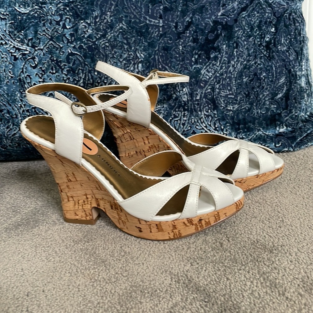 CHINESE LAUNDRY KISS ME GENUINE LEATHER CORK PLATFORM in White, 7M - Picture 3 of 7